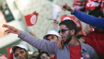 Des partisans du candidat du parti Nida Tounes, Béji Caïd Essebsi pendant la campagne, le 17 novembre 2014 REUTERS/Zoubeir Souissi