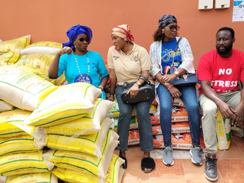 La 11e édition Ramadan Action : le groupe "No Stress Land" offre des rations alimentaires à 1135 familles La 11e édition Ramadan Action : le groupe "No Stress Land" offre des rations alimentaires à 1135 familles