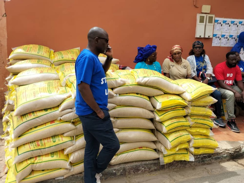 La 11e édition Ramadan Action : le groupe "No Stress Land" offre des rations alimentaires à 1135 familles La 11e édition Ramadan Action : le groupe "No Stress Land" offre des rations alimentaires à 1135 familles