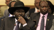 Le président sud-soudanais Salva Kiir (ici, le 13 mars 2014) fait partie des dirigeants qui pourraient être touchés par des sanctions. REUTERS/Tiksa Negeri