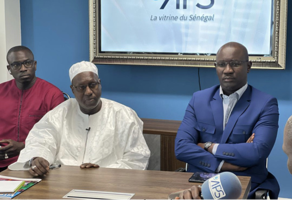 Le DG de l'ARTP annonce l'évaluation des cahiers de charges des opérateurs Le DG de l'ARTP annonce l'évaluation des cahiers de charges des opérateurs