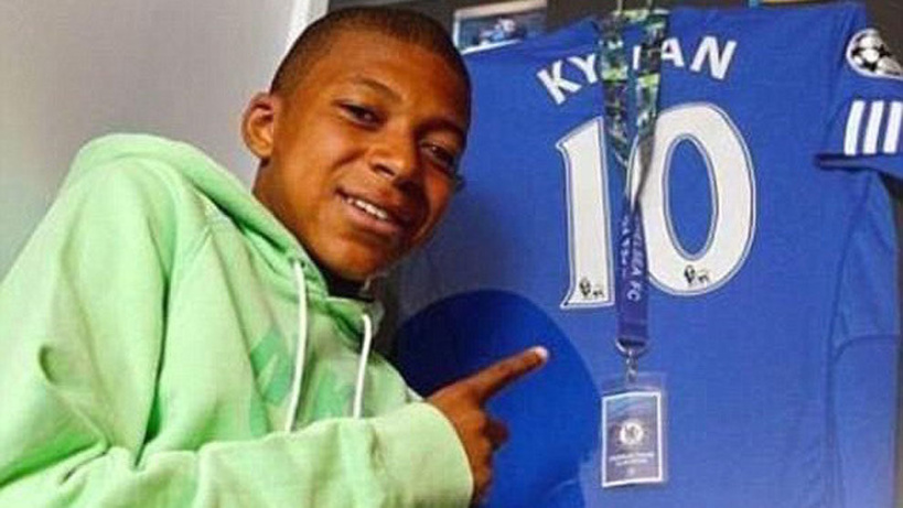 Cet ancien international qui fait du lobbying pour signer Mbappé à Chelsea Cet ancien international qui fait du lobbying pour signer Mbappé à Chelsea