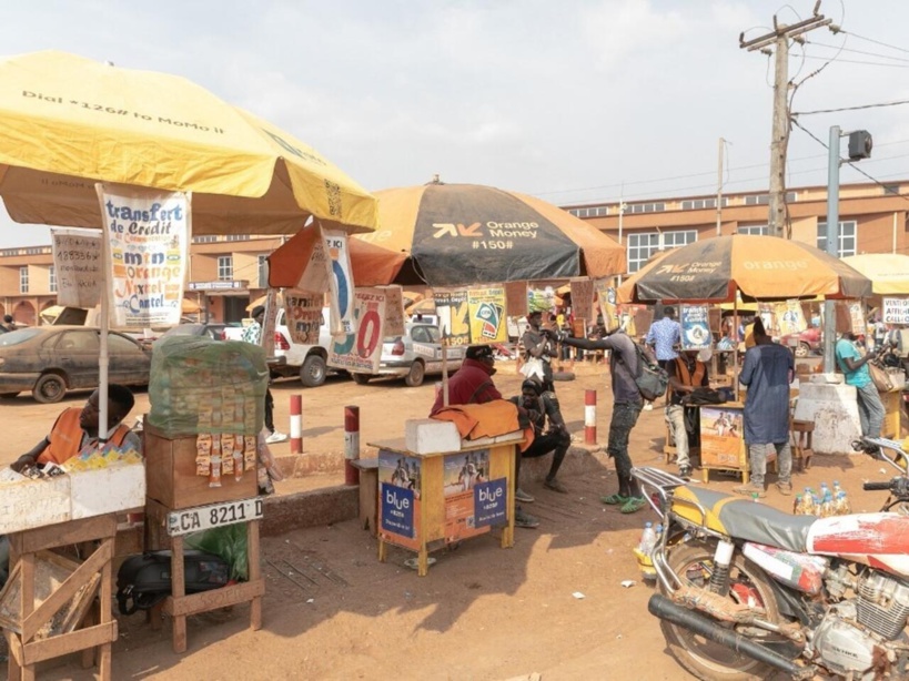Le Cameroun interdit la production et la vente de whisky en sachet