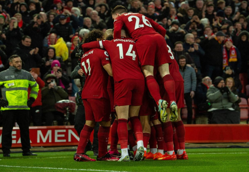 Premier League : Liverpool écrase Leeds United et revient dans la course à la Ligue des Champions Premier League : Liverpool écrase Leeds United et revient dans la course à la Ligue des Champions
