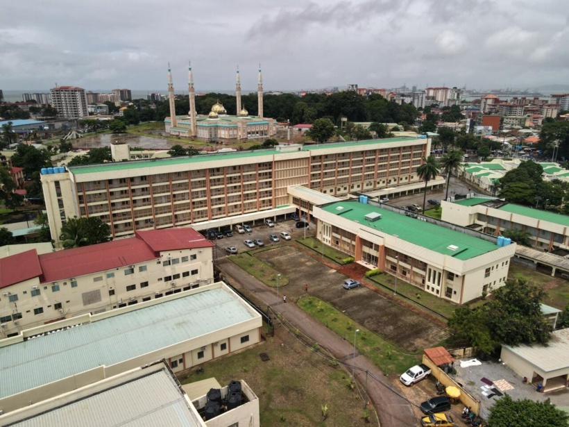 À Conakry, une centaine de pêcheurs soignés pour des brûlures dont la cause reste à déterminer À Conakry, une centaine de pêcheurs soignés pour des brûlures dont la cause reste à déterminer