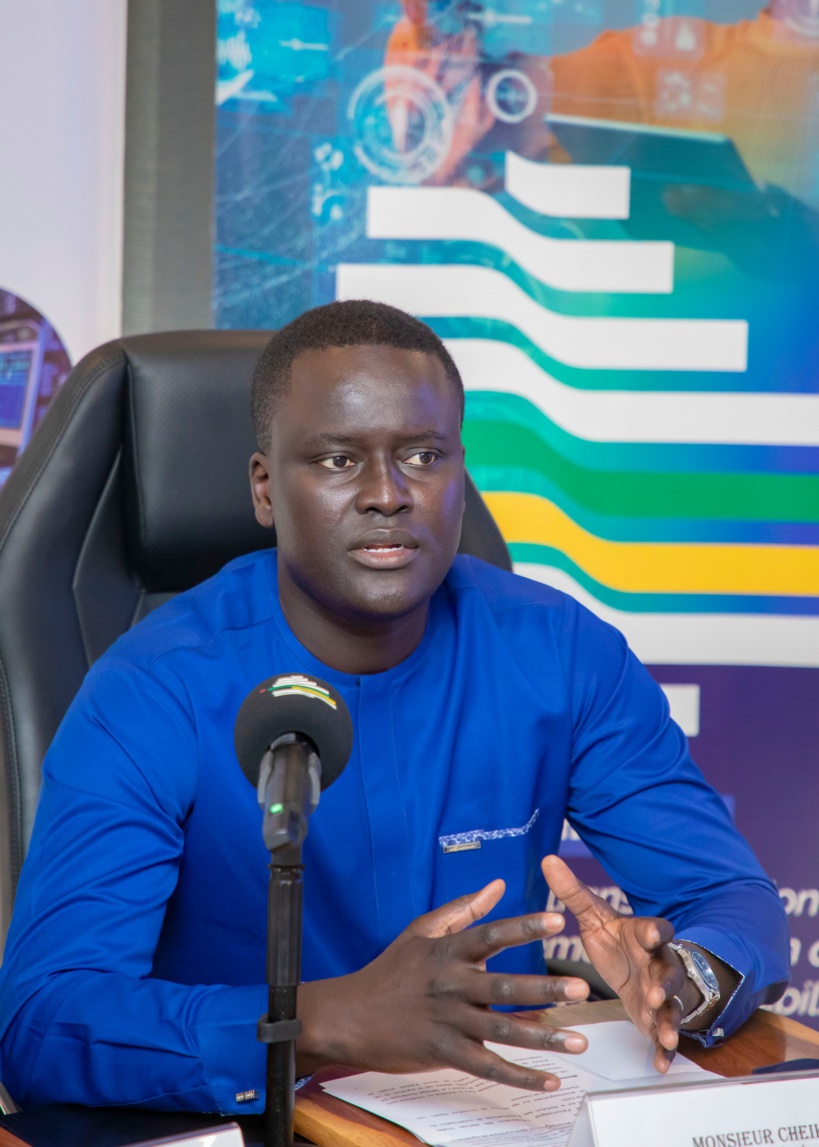 Supposé vol d’1 milliard dans son domicile : Cheikh Bakhoum dément et annonce des actions judiciaires Supposé vol d’1 milliard dans son domicile : Cheikh Bakhoum dément et annonce des actions judiciaires