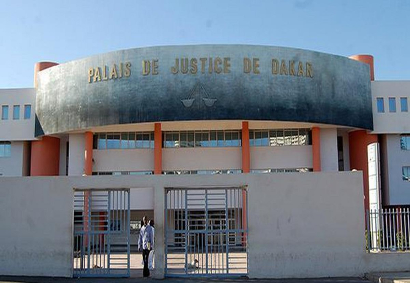 Les travailleurs de la justice décrètent une grève de 72 heures renouvelables à compter ce lundi Les travailleurs de la justice décrètent une grève de 72 heures renouvelables à compter ce lundi