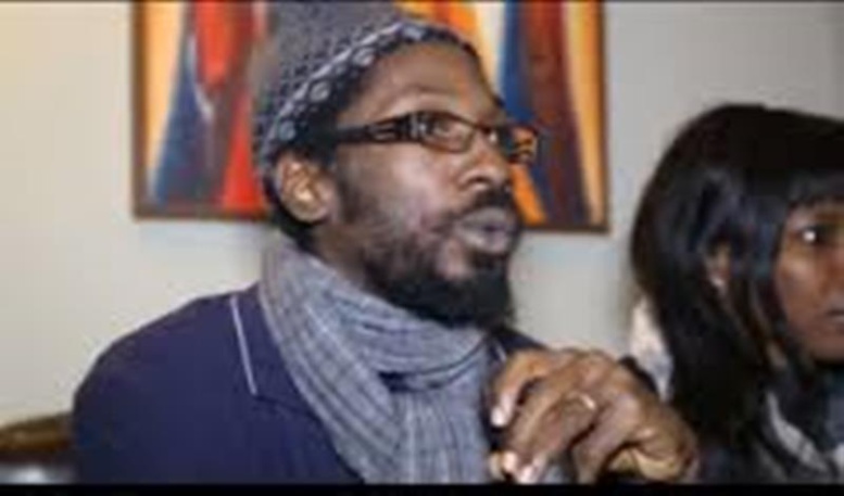 "L'Etat dépense des milliards dans des événements comme le sommet de la francophonie alors que...", Fadel Barro "L'Etat dépense des milliards dans des événements comme le sommet de la francophonie alors que...", Fadel Barro