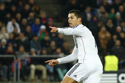 Cristiano Ronaldo, meilleur buteur du monde en 2013