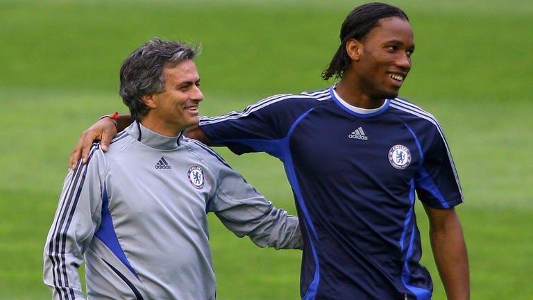 Mourinho sur l’avenir de Drogba à Chelsea : «je veux qu'il reste, le club veut qu'il reste»