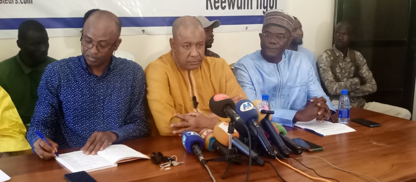 La République des valeurs invite Macky à démettre Abdou Karim Sall de son poste de DG de l'ARTP La République des valeurs invite Macky à démettre Abdou Karim Sall de son poste de DG de l'ARTP