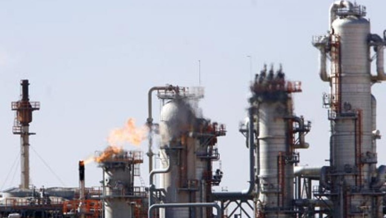 98 % des exportations algériennes sont basées sur les hydrocarbures. (ici le site gazier de Krechba dans le sud de l'Algérie, en 2008) REUTERS/Zohra Bensemra