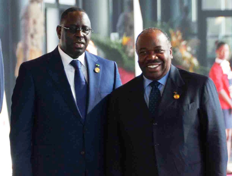 Mausolée d'Omar Bongo : 1er dirigeant Africain à le visiter, Macky Sall impressionné