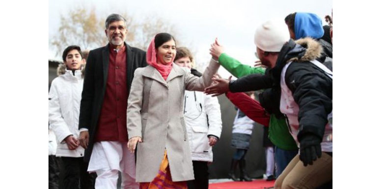 Malala et l'Indien Satyarthi reçoivent le Nobel de la paix Malala et l'Indien Satyarthi reçoivent le Nobel de la paix