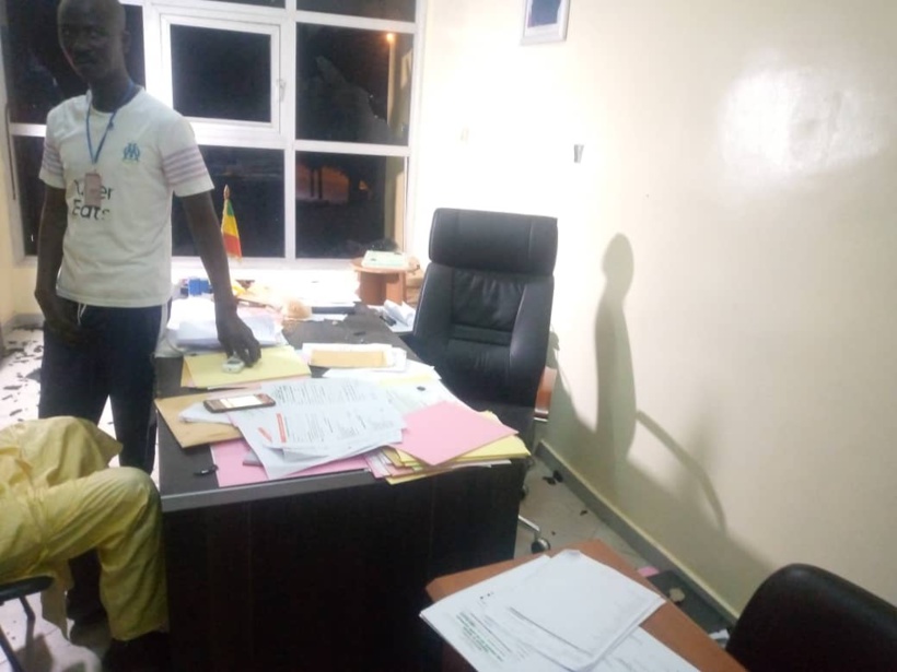 Clôture des inscriptions à Touba : la Sous-préfecture de Ndam saccagée, une personne arrêtée Clôture des inscriptions à Touba : la Sous-préfecture de Ndam saccagée, une personne arrêtée