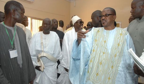 ​Madické Niang et le bœuf du Khalife général des Mourides