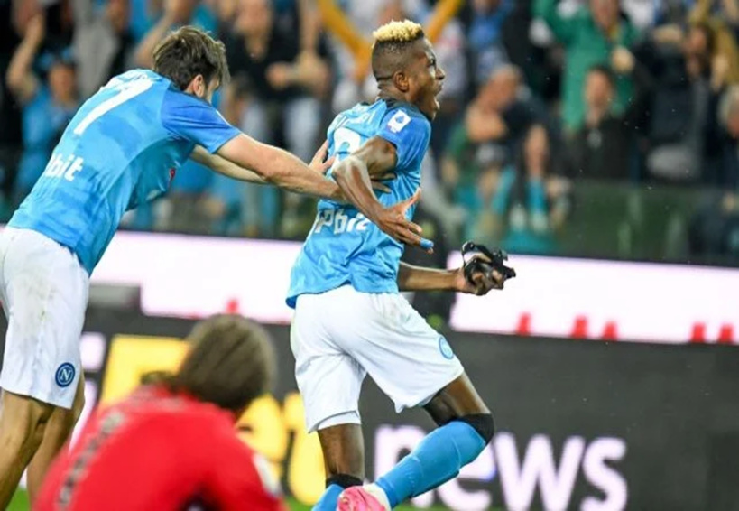 Naples remporte la Serie A après 33 ans d’attente ! Naples remporte la Serie A après 33 ans d’attente !