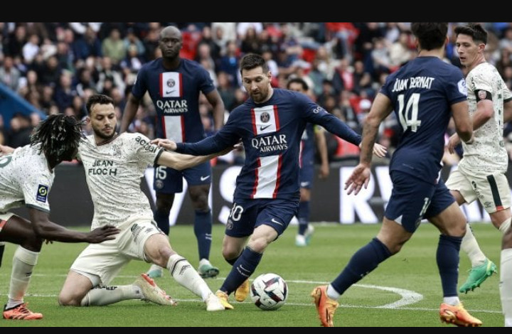 Messi sifflé, l'Argentine cartonne le PSG et ses supporters