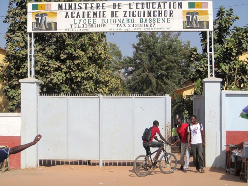 Suspension des cours dans les écoles de Ziguinchor: Cosydep invite l’IA et l’Etat à la concertation et au dialogue Suspension des cours dans les écoles de Ziguinchor: Cosydep invite l’IA et l’Etat à la concertation et au dialogue
