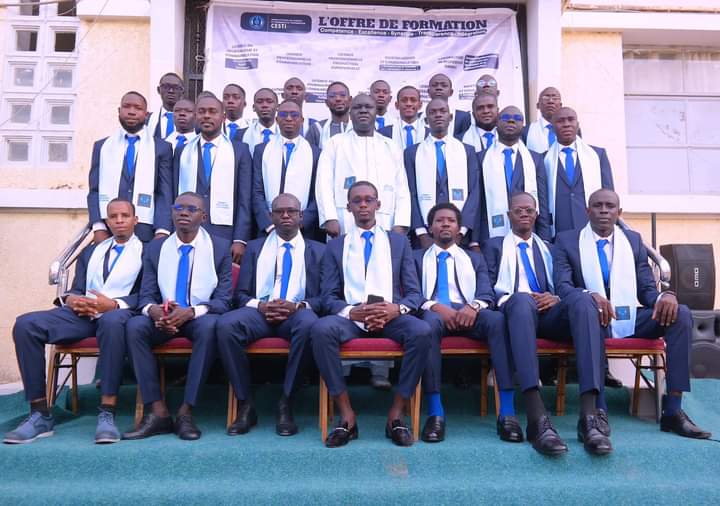 Mamadou Ndiaye aux 33 étudiants de la 50e promo : « en digne produit de Cesti, vous devez rester professionnels »