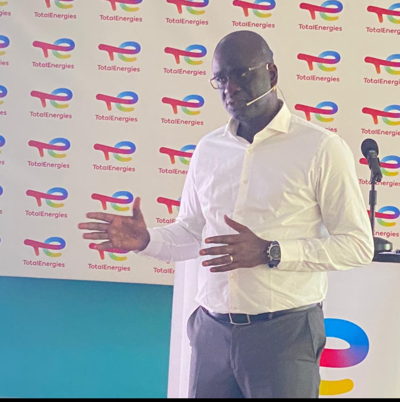 Badara Mbacké aux manifestants : "Total Energies Sénégal n'est pas une entreprise française" Badara Mbacké aux manifestants : "Total Energies Sénégal n'est pas une entreprise française"
