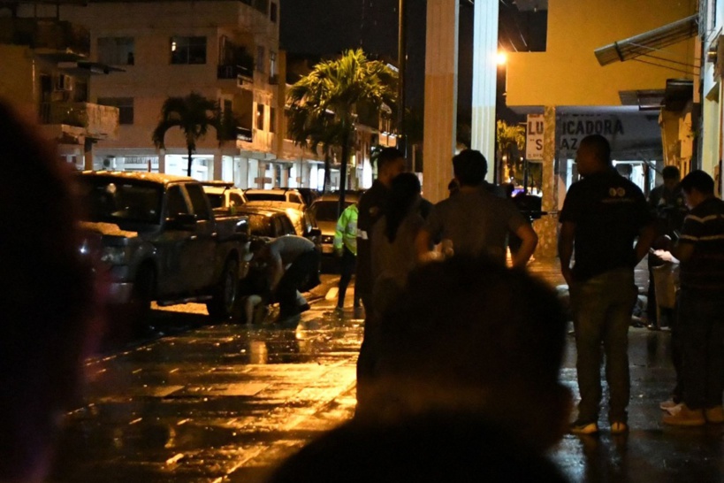 Une attaque armée en Équateur fait cinq morts et huit blessés Une attaque armée en Équateur fait cinq morts et huit blessés