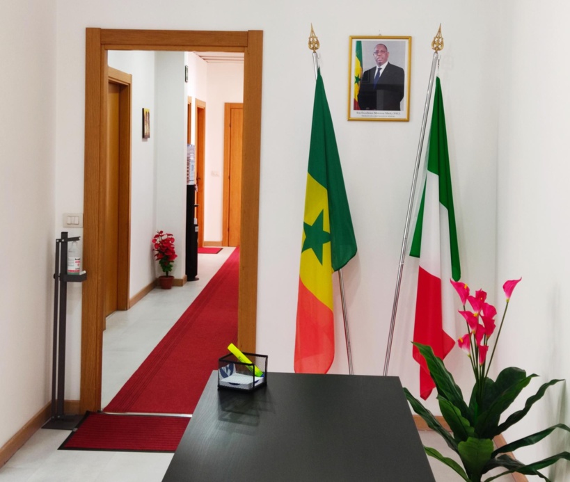 Saccage du Consulat de Milan: un sit-in prévu en Italie samedi pour dénoncer des "actes de vandalisme" Saccage du Consulat de Milan: un sit-in prévu en Italie samedi pour dénoncer des "actes de vandalisme"