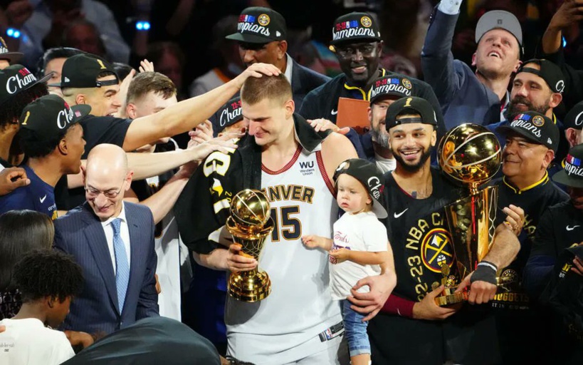 Les Denver Nuggets remportent leur premier titre de champions NBA