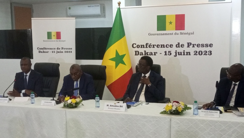 Sortie du gouvernement de jeudi: "Ils ont fait trop de bruits pour ne rien dire" ( Analyste) Sortie du gouvernement de jeudi: "Ils ont fait trop de bruits pour ne rien dire" ( Analyste)