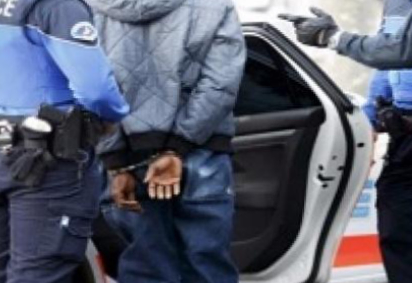 Espagne: un Sénégalais multirécidiviste arrêté pour vol de téléphone dans une église