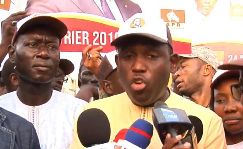 Adama Faye, beau-frère du Président sénégalais affirme: « Macky Sall n’a pas droit à un 3e mandat » Adama Faye, beau-frère du Président sénégalais affirme: « Macky Sall n’a pas droit à un 3e mandat »