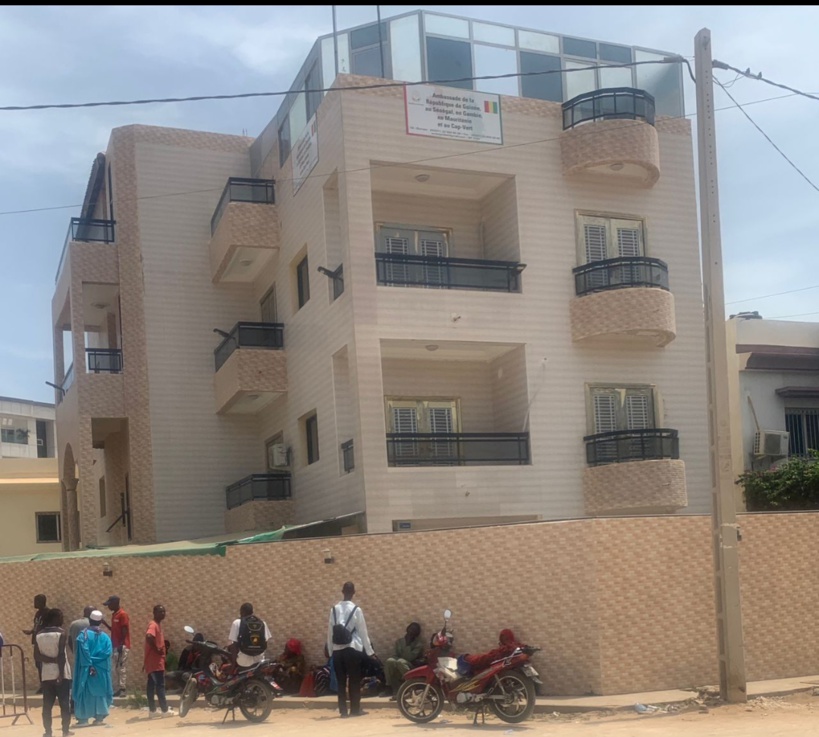 Participation des Guinéens refoulés aux manifestations: l'ambassade de la Guinée dément la ministre Aîssata Tall Sall Participation des Guinéens refoulés aux manifestations: l'ambassade de la Guinée dément la ministre Aîssata Tall Sall