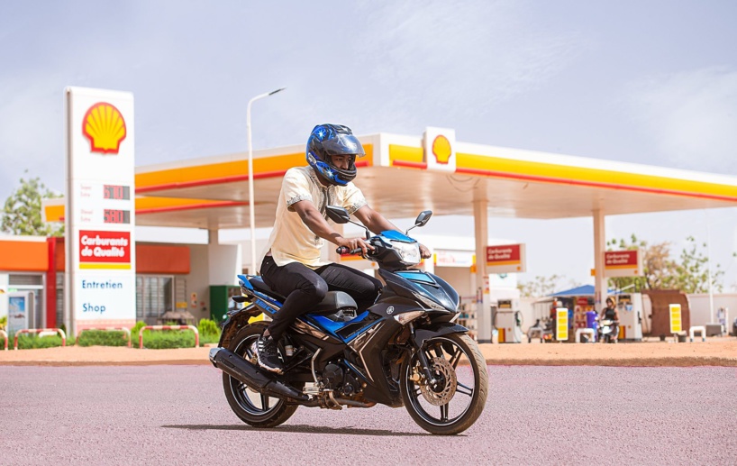 Shell drague les Tiak-Tiak et taxi-Jakarta avec une nouvelle gamme de lubrifiants Shell drague les Tiak-Tiak et taxi-Jakarta avec une nouvelle gamme de lubrifiants