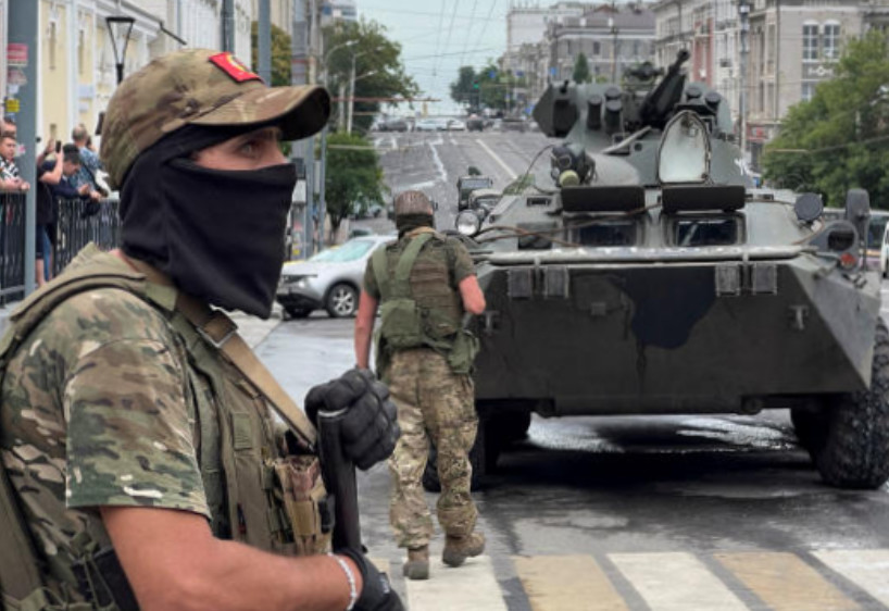 Russie: les autorités abandonnent leurs poursuites contre Wagner