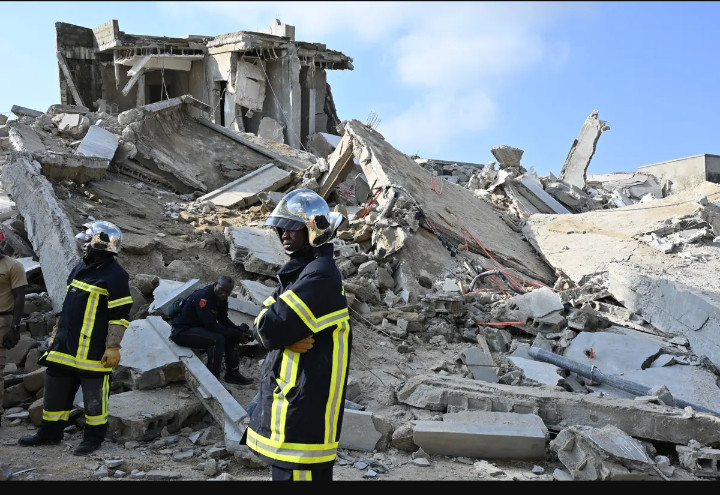 Côte d'Ivoire: au moins six morts dans l'effondrement d'un immeuble à Abidjan