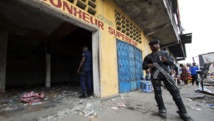 Les stigmates des violences liées au projet de loi électorale qui ont secoué la RDC cette semaine. REUTERS/Rey Byhre