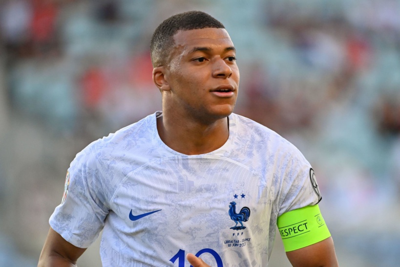 La sortie de Mbappé dans France Football ne passe pas chez une partie du vestiaire parisien La sortie de Mbappé dans France Football ne passe pas chez une partie du vestiaire parisien