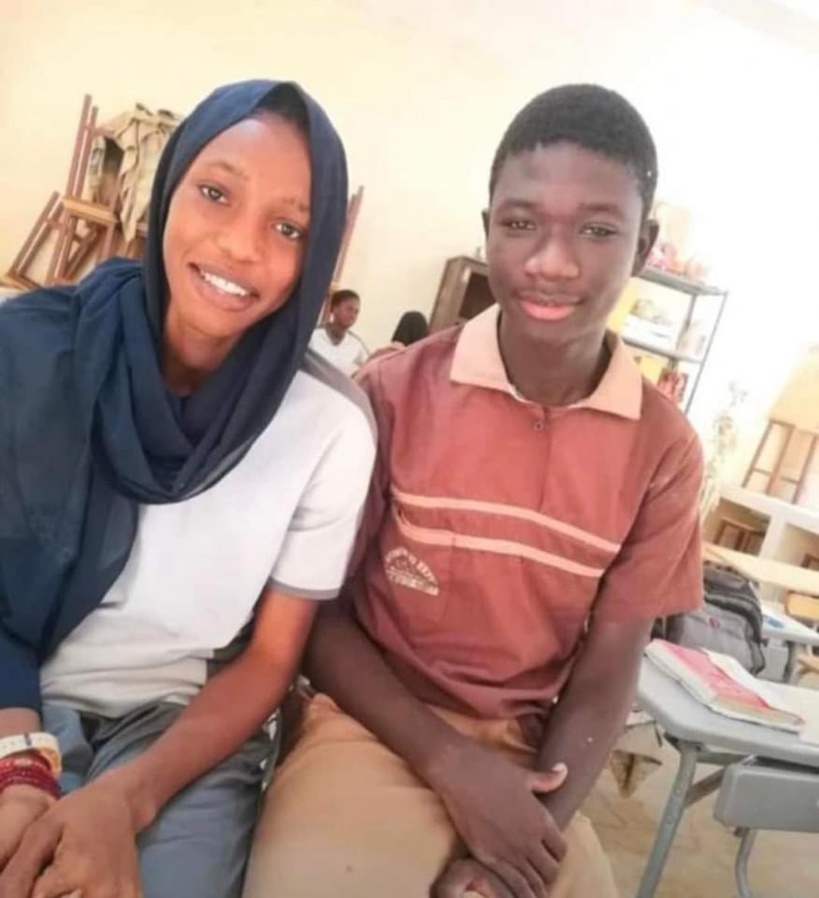Baccalauréat 2023: Yacine Fall du Lycée de Ndande obtient la Mention Très Bien en Série S2 Baccalauréat 2023: Yacine Fall du Lycée de Ndande obtient la Mention Très Bien en Série S2