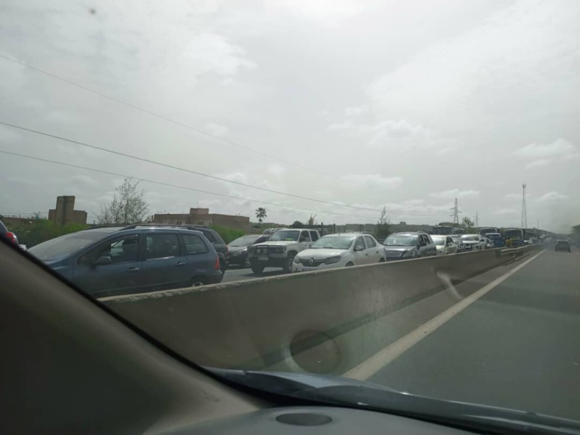 Autoroute à péage : la circulation bloquée à hauteur de Toglou en partance pour Dakar