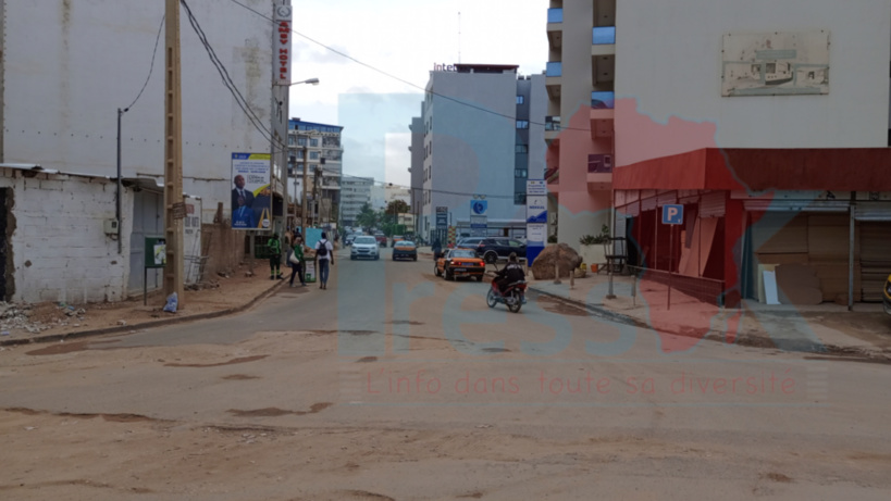 Cité Keur Gorgui : le blocus chez Ousmane Sonko levé (images) Cité Keur Gorgui : le blocus chez Ousmane Sonko levé (images)