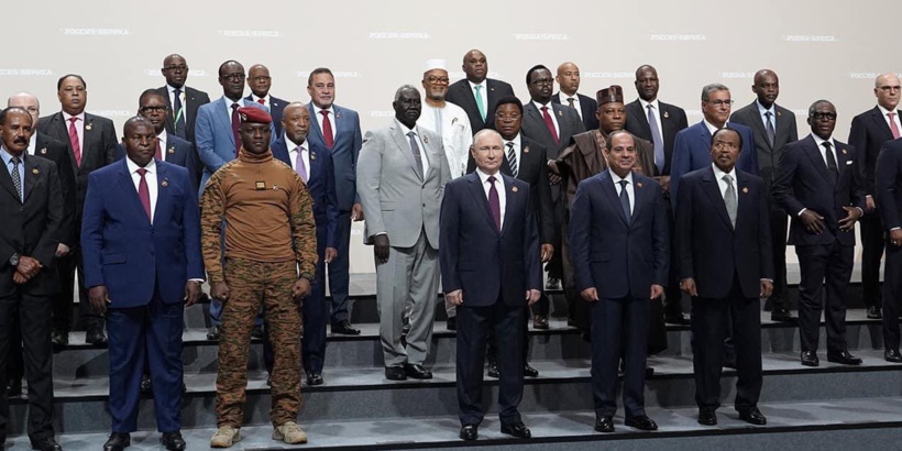 Sommet Russie-Afrique: Pourquoi Macky Sall et ses trois homologues ont "séché" la photo de famille ? Sommet Russie-Afrique: Pourquoi Macky Sall et ses trois homologues ont "séché" la photo de famille ?