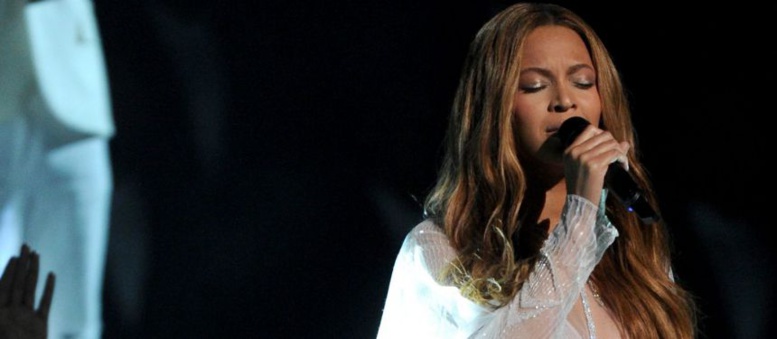 Grammy Awards 2015, le palmarès : Sam Smith et Beyoncé triomphent, so happy !