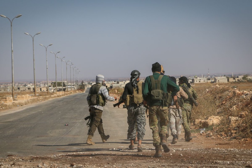 Syrie: au moins 23 soldats du régime ont été tués par le groupe EI dans l'Est (ONG)