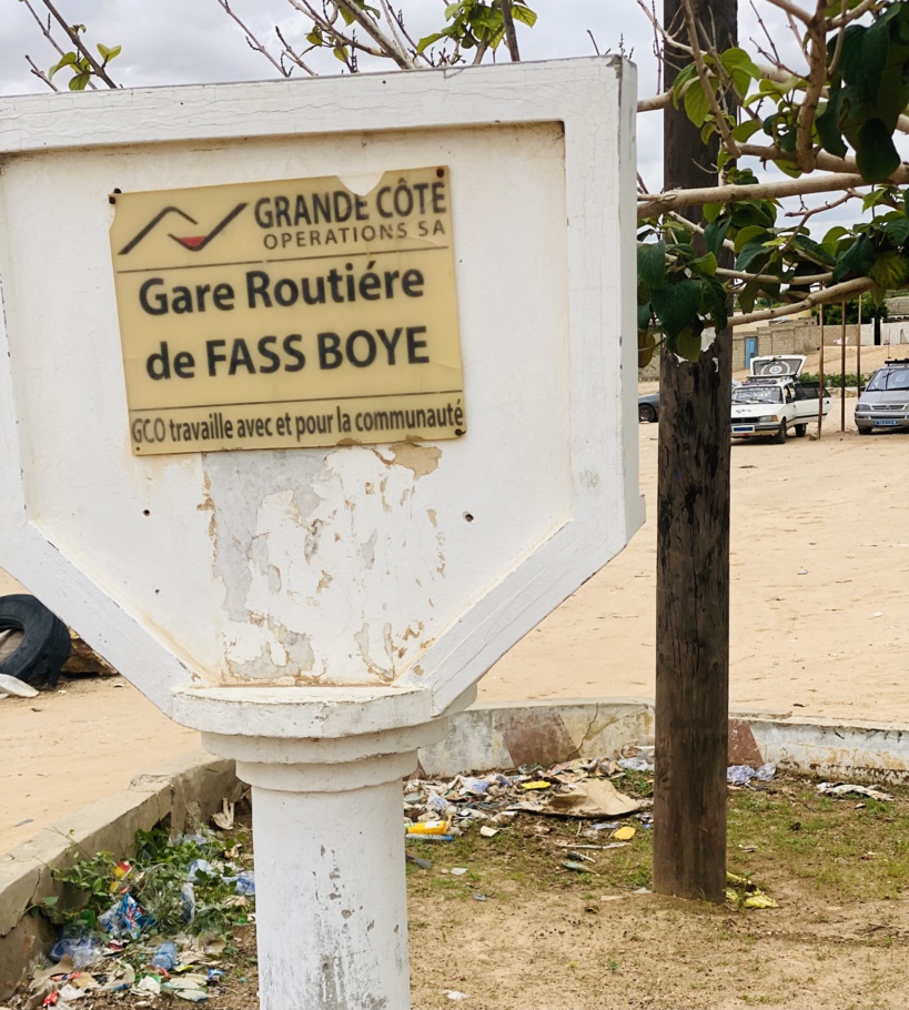 Drame pirogue du 10 juillet à Fass Boye : Quand des dizaines de familles voisines doivent s’arracher une vingtaine de survivants… via Whatsapp Drame pirogue du 10 juillet à Fass Boye : Quand des dizaines de familles voisines doivent s’arracher une vingtaine de survivants… via Whatsapp