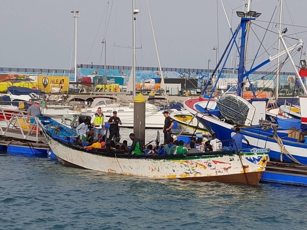 Emigration irrégulière: encore 156 personnes parties du Sénégal débarquent en Espagne ce mardi Emigration irrégulière: encore 156 personnes parties du Sénégal débarquent en Espagne ce mardi