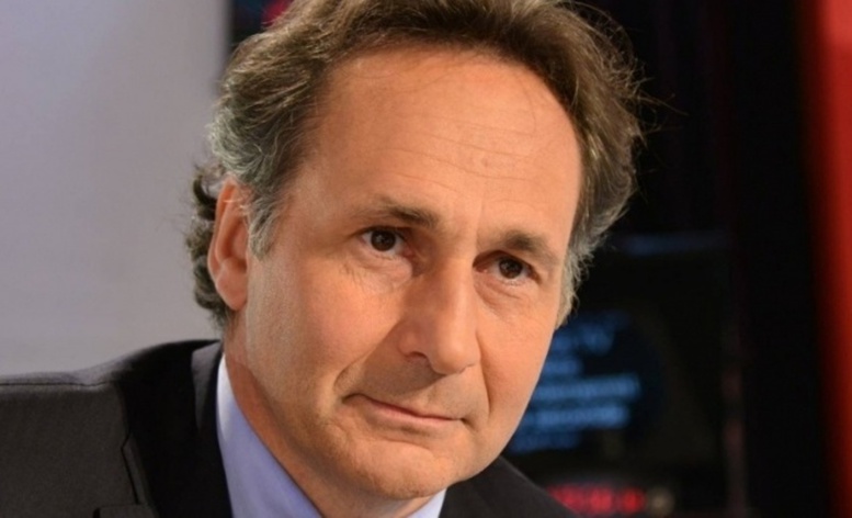 Procès Karim -Me Olivier Sûr crie au scandale: "Une justice aux ordres nous oblige à nous adresser à l'opinion" Procès Karim -Me Olivier Sûr crie au scandale: "Une justice aux ordres nous oblige à nous adresser à l'opinion"