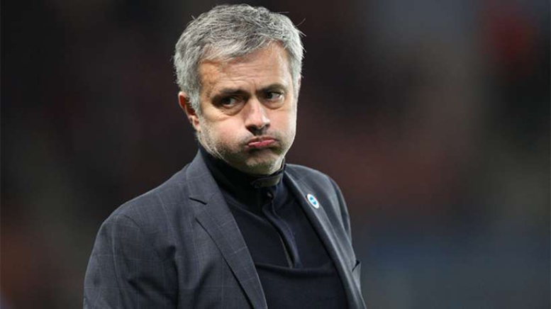 Chelsea : Mourinho évoque son futur contrat et fracasse ses pseudo-supporters !