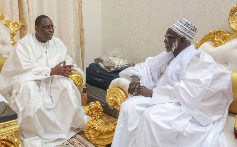 Touba : devant le khalife, Macky Sall promet de protéger le pays contre tout chaos jusqu’à…