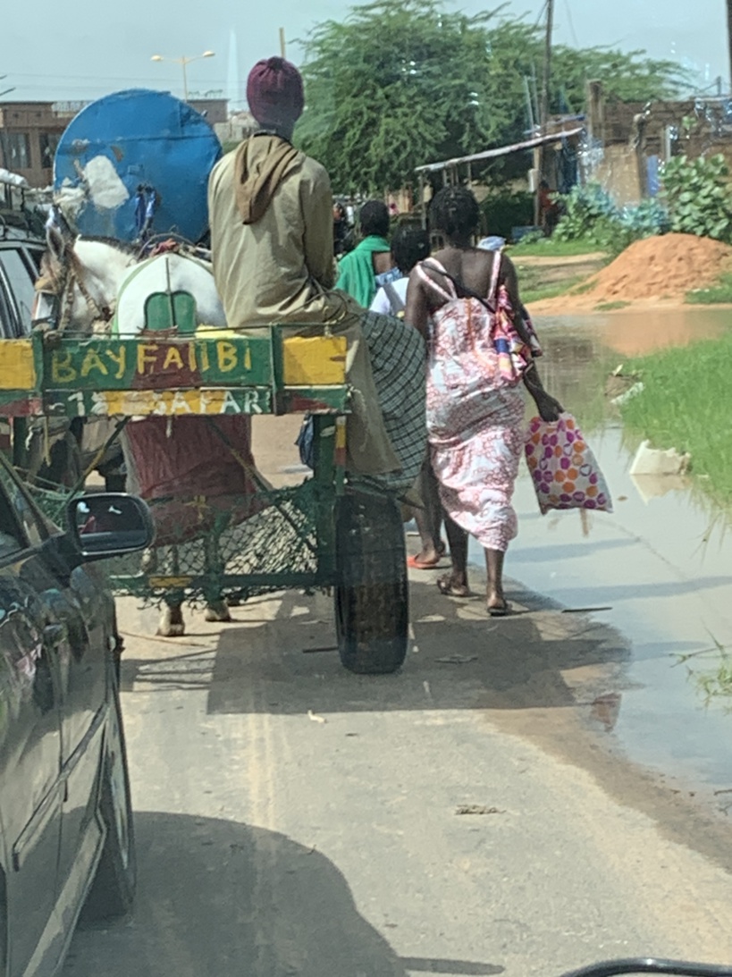 Touba et Mbacké : contrastes vestimentaires à deux jours du Magal Touba et Mbacké : contrastes vestimentaires à deux jours du Magal