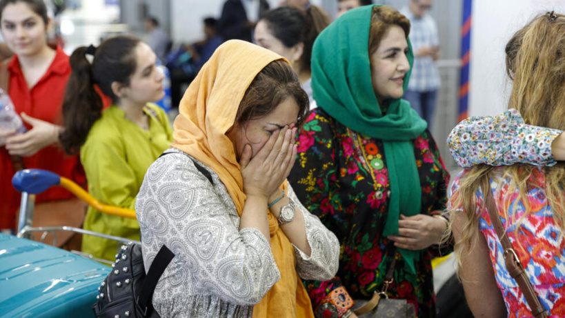 La France accueille sur son sol cinq Afghanes menacées par les talibans